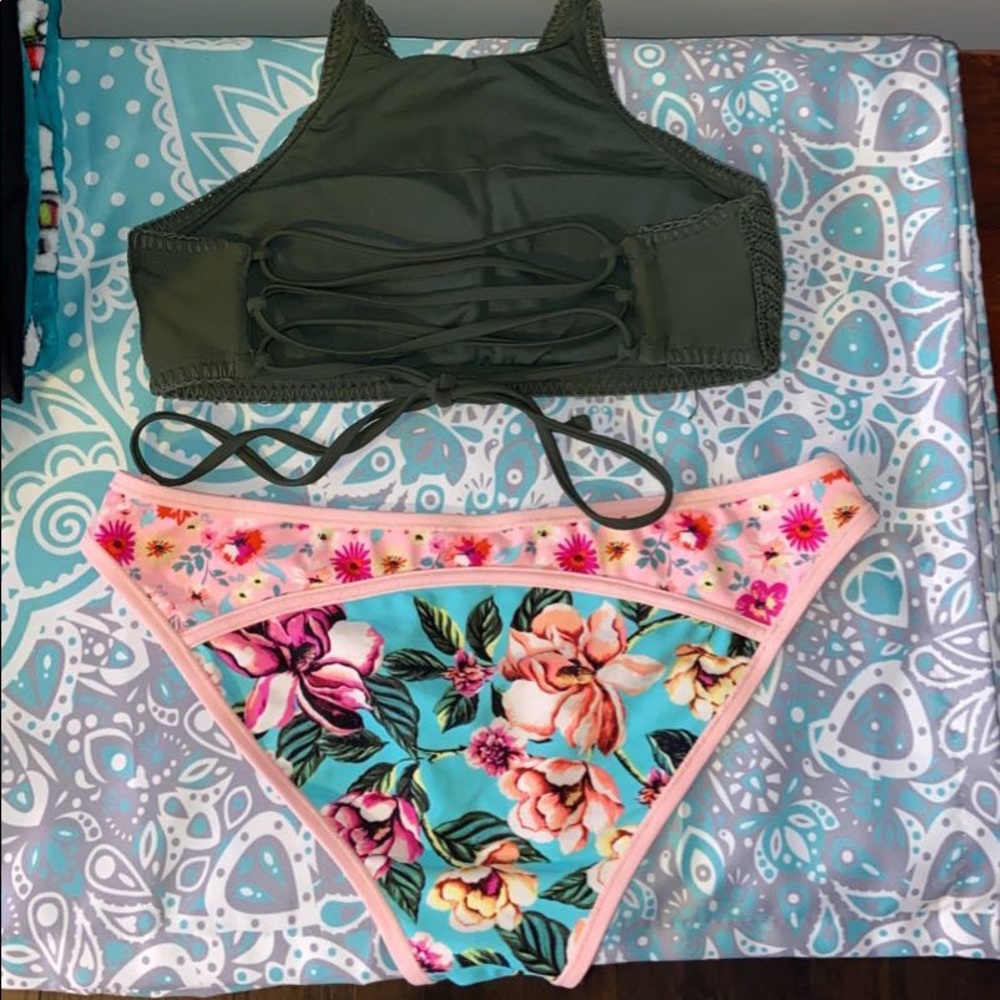 Target Bikini set - Picture 2 of 2